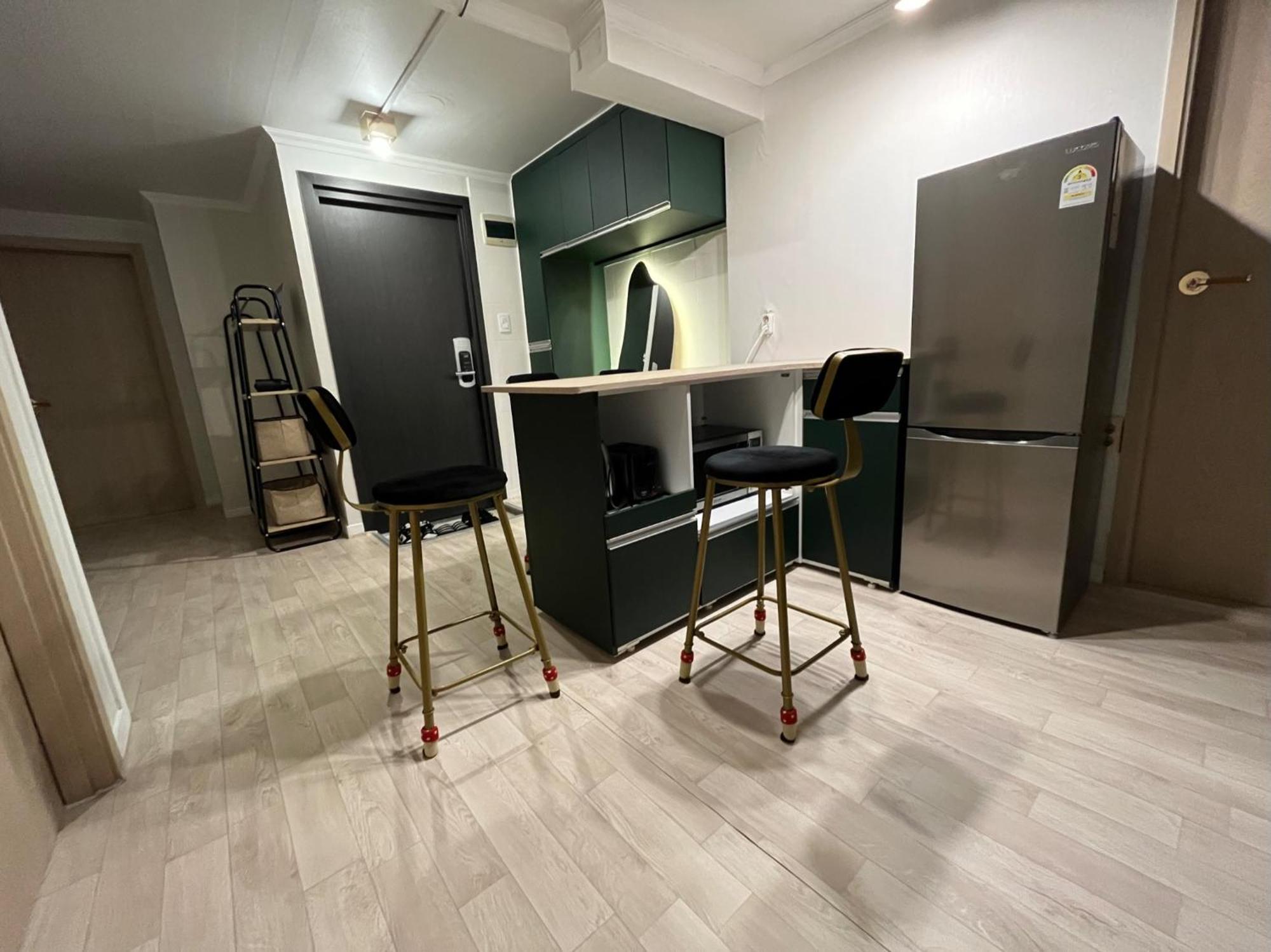 House 102 Seoul